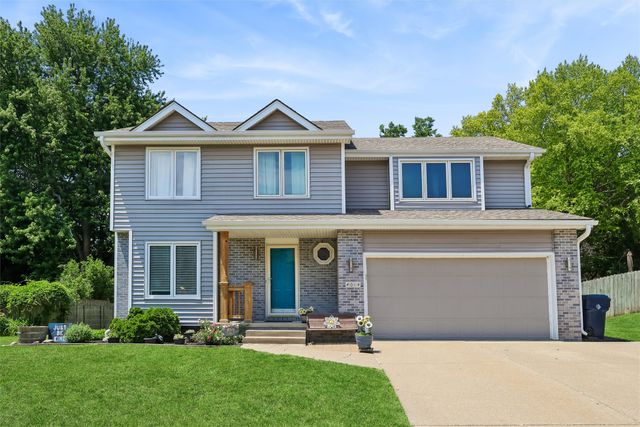4014 98th Street, Urbandale, IA 50322