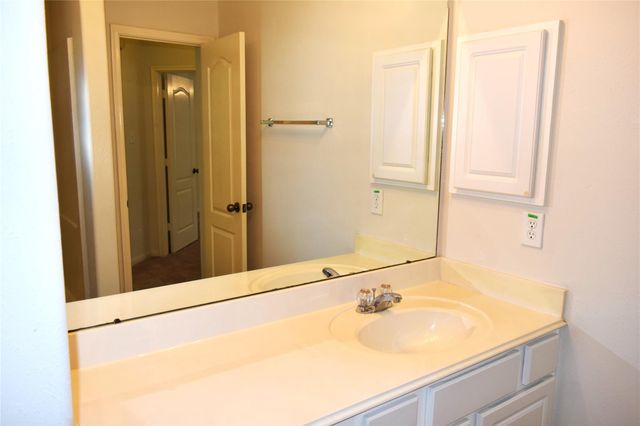 4822 Harbor Glen Lane, Houston, TX 77084
