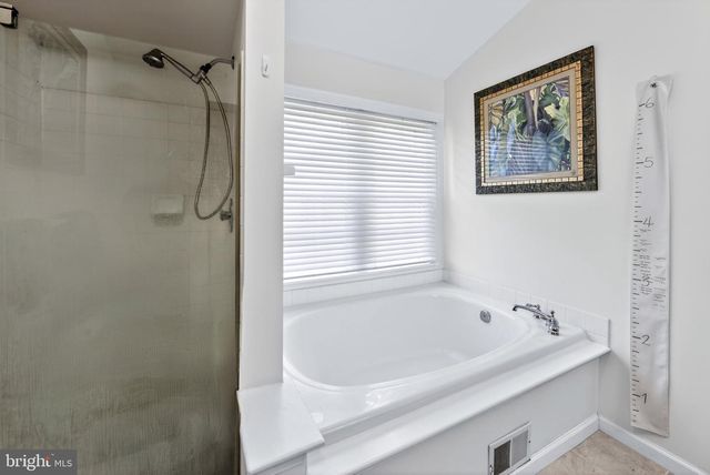 901 SAMANTHA CIR, Chester Springs, PA 19425