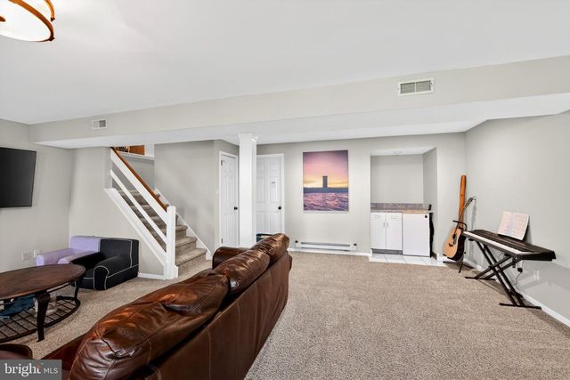 901 SAMANTHA CIR, Chester Springs, PA 19425