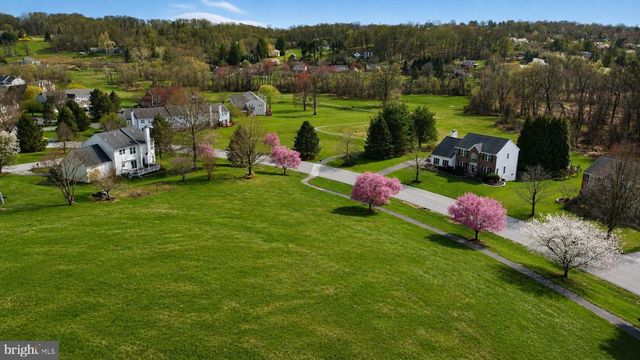 901 SAMANTHA CIR, Chester Springs, PA 19425