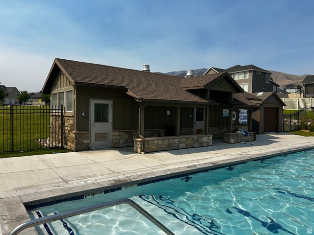 2673 S IVY CIR, Saratoga Springs, UT 84045