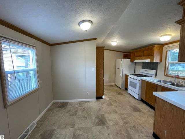 310 Kristy Jo Street, Cadillac, MI 49601