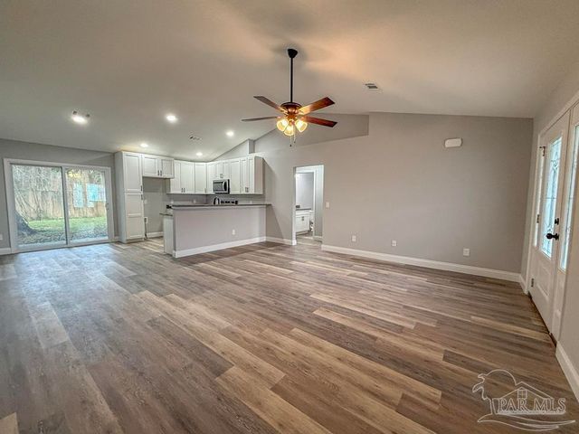 436 Hilburn Ln, Pensacola, FL 32504