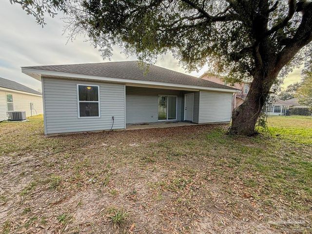 436 Hilburn Ln, Pensacola, FL 32504