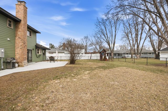 14 Pandolfo Place, Saint Cloud, MN 56303