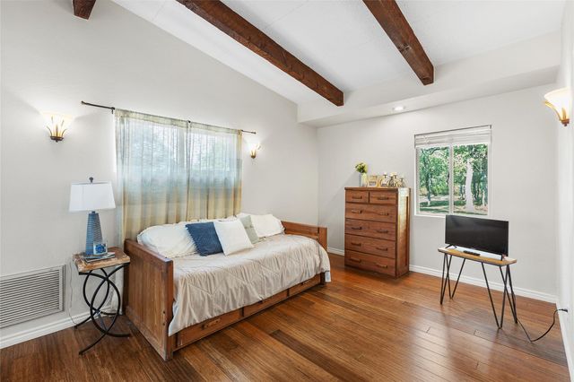 111 Merrywood LN, San Marcos, TX 78666