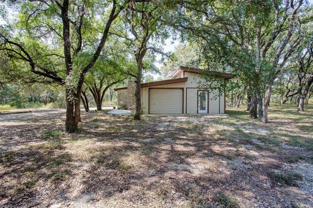 111 Merrywood LN, San Marcos, TX 78666