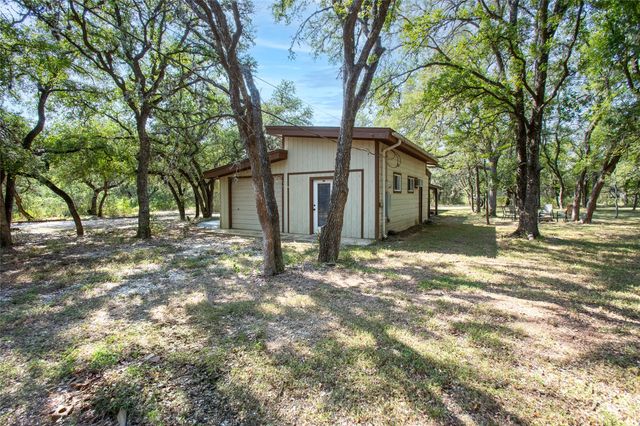111 Merrywood LN, San Marcos, TX 78666
