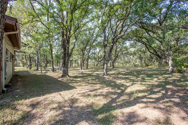 111 Merrywood LN, San Marcos, TX 78666