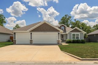 2686 West Brook Ridge Street, Springfield, MO 65803