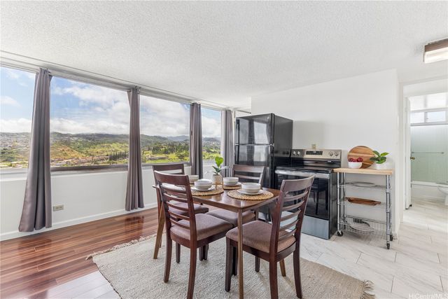 98-288 Kaonohi Street 2906, Aiea, HI 96701