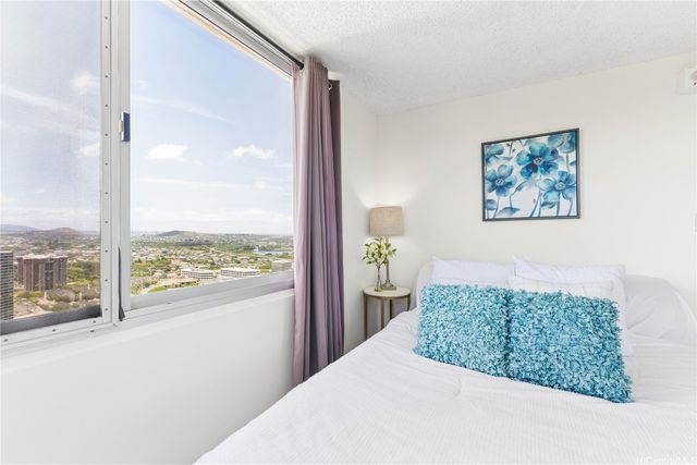 98-288 Kaonohi Street 2906, Aiea, HI 96701
