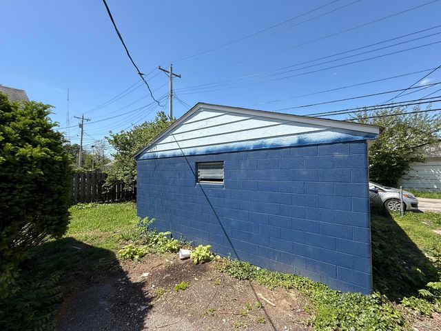 883 Barnett Road, Columbus, OH 43227