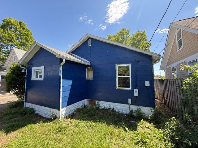 883 Barnett Road, Columbus, OH 43227