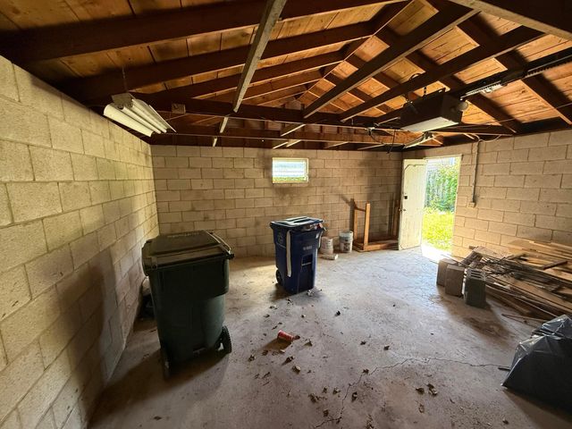883 Barnett Road, Columbus, OH 43227