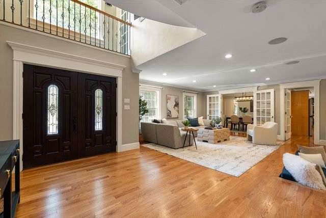 107 Rowe Street 107, Newton, MA 02465