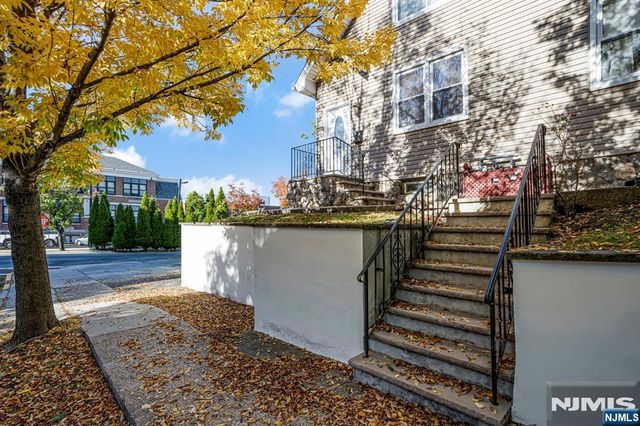 81 Washington Place, East Rutherford, NJ 07073