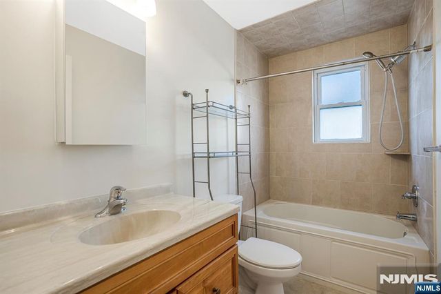 81 Washington Place, East Rutherford, NJ 07073