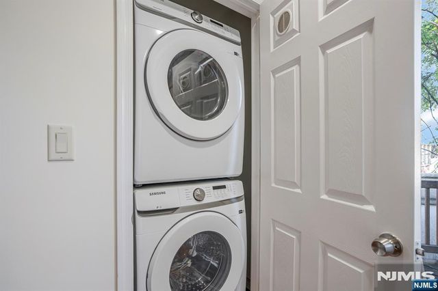 81 Washington Place, East Rutherford, NJ 07073