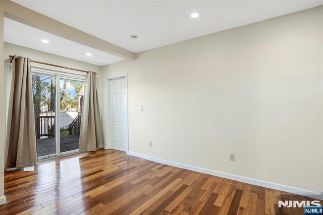 81 Washington Place, East Rutherford, NJ 07073