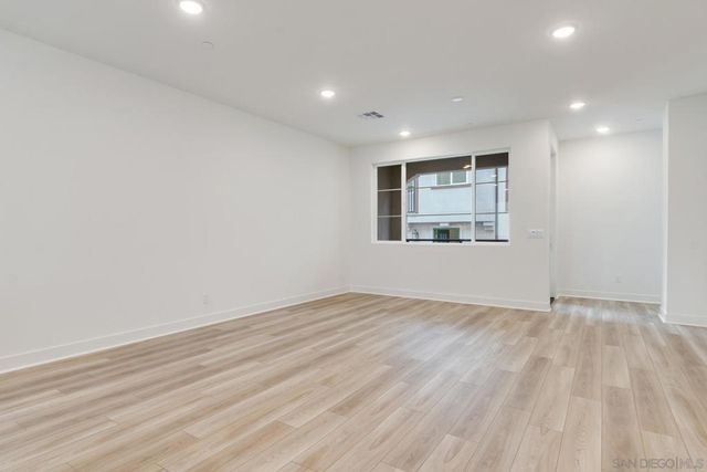 12821 Encantadora Lot 40 Unit 440, San Diego, CA 92129