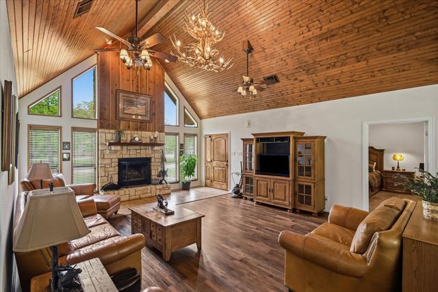 167 VZ County Road 4202, Canton, TX 75103