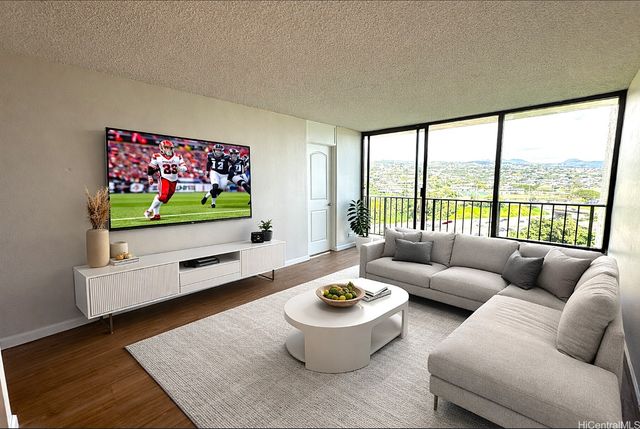 98-500 Koauka Loop 20F, Aiea, HI 96701