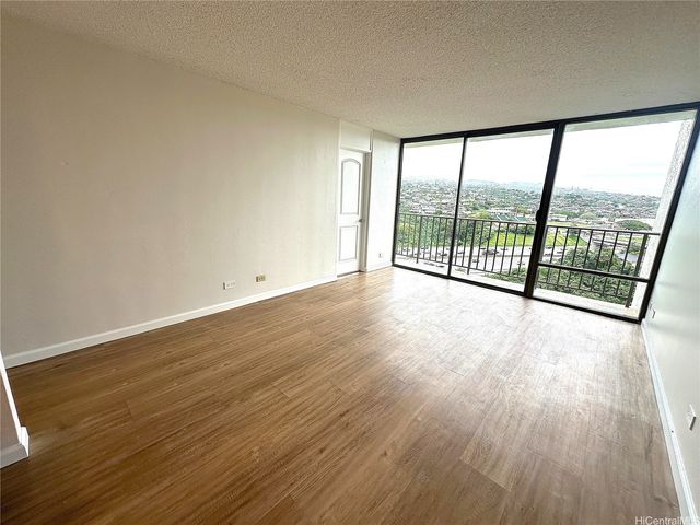 98-500 Koauka Loop 20F, Aiea, HI 96701