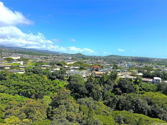 98-500 Koauka Loop 20F, Aiea, HI 96701
