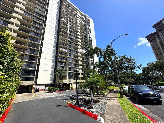 98-500 Koauka Loop 20F, Aiea, HI 96701