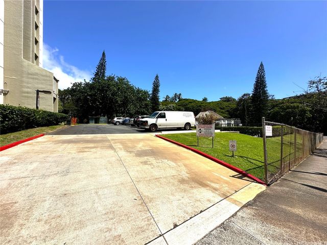 98-500 Koauka Loop 20F, Aiea, HI 96701