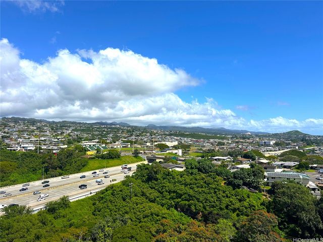 98-500 Koauka Loop 20F, Aiea, HI 96701