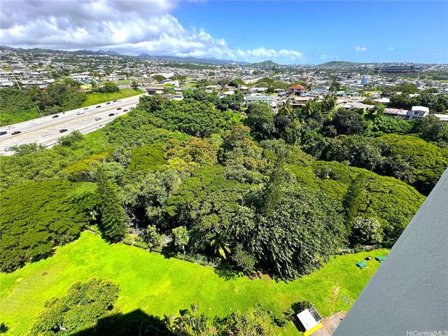 98-500 Koauka Loop 20F, Aiea, HI 96701