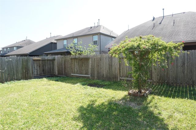 10615 N Chestnut Pathway, Tomball, TX 77375