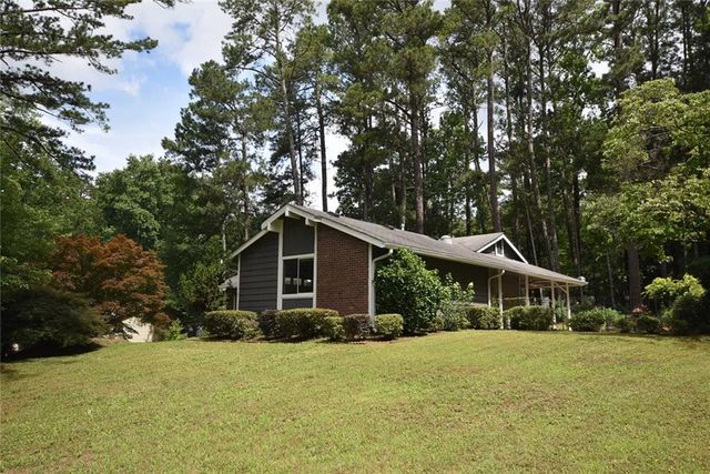 1288 Crescent Drive, Marietta, GA 30066