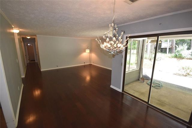 1288 Crescent Drive, Marietta, GA 30066