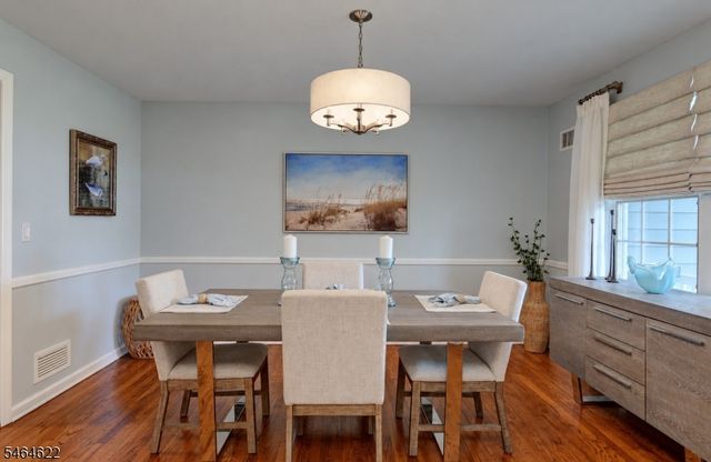 31 W End Ave, Pequannock Twp., NJ 07444