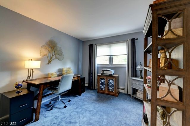 31 W End Ave, Pequannock Twp., NJ 07444