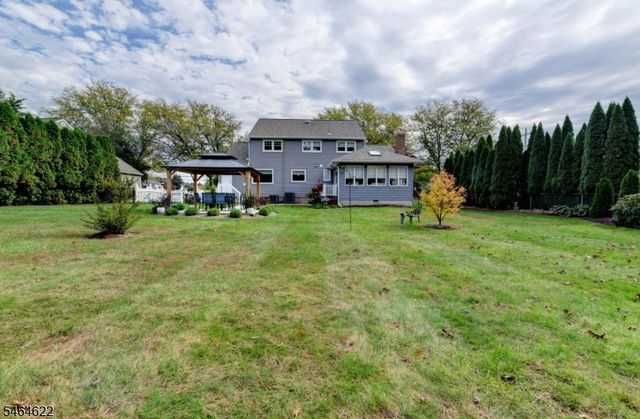 31 W End Ave, Pequannock Twp., NJ 07444