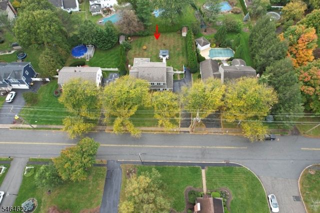 31 W End Ave, Pequannock Twp., NJ 07444