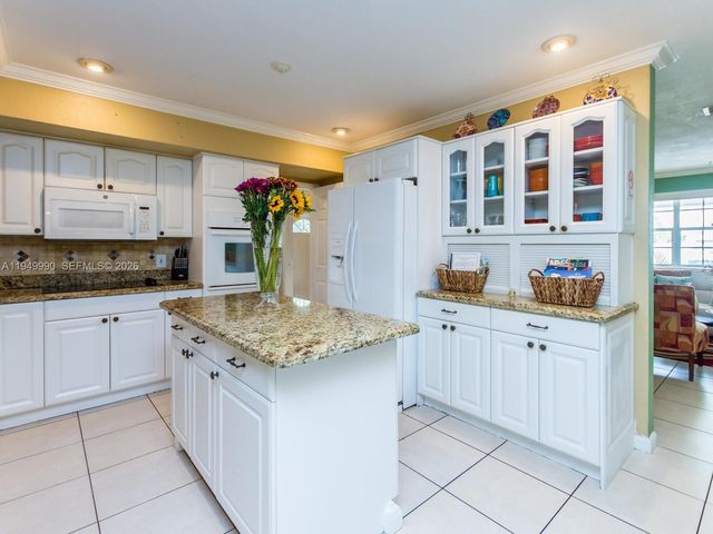 5524 Garfield Street, Hollywood, FL 33021