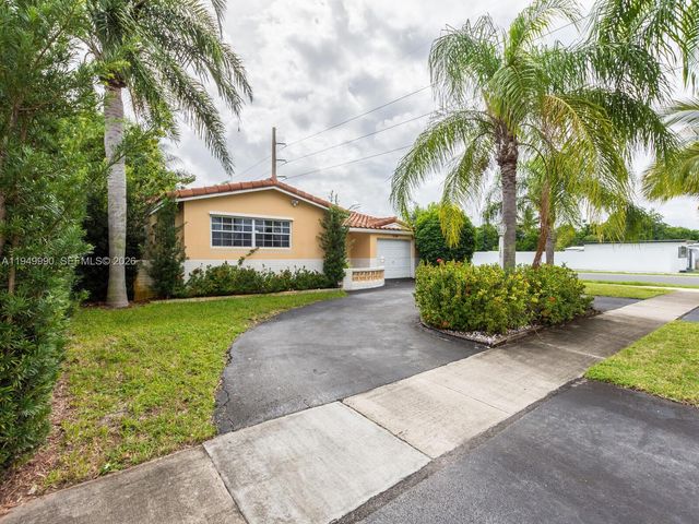 5524 Garfield Street, Hollywood, FL 33021