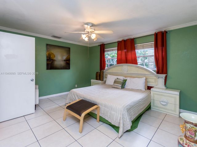 5524 Garfield Street, Hollywood, FL 33021