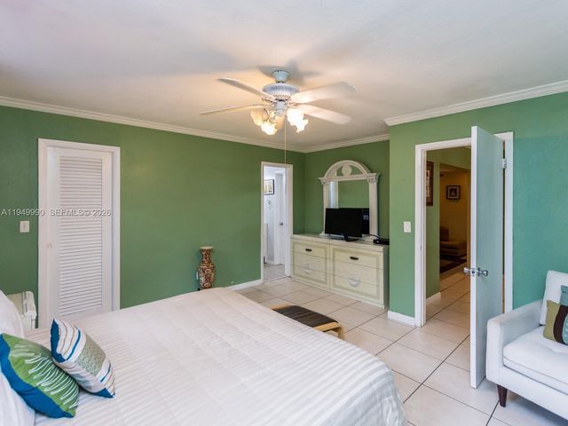 5524 Garfield Street, Hollywood, FL 33021