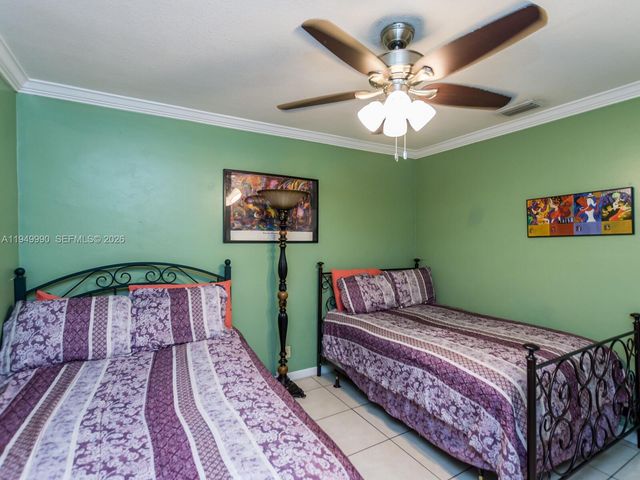 5524 Garfield Street, Hollywood, FL 33021