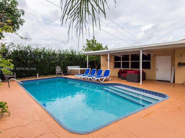 5524 Garfield Street, Hollywood, FL 33021