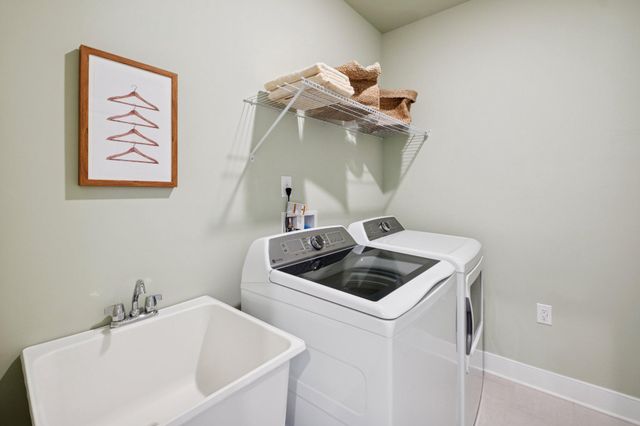 14928 DECO CIR, Chantilly, VA 20151