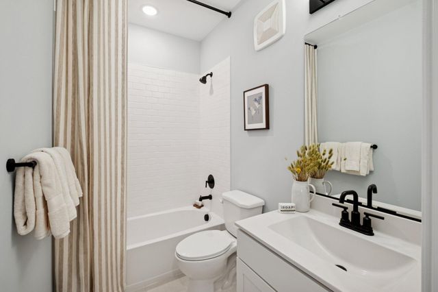 14928 DECO CIR, Chantilly, VA 20151
