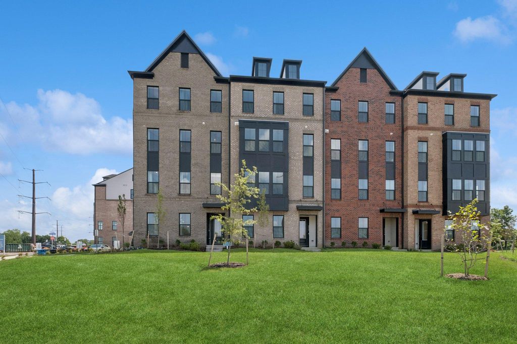 14928 DECO CIR, Chantilly, VA 20151